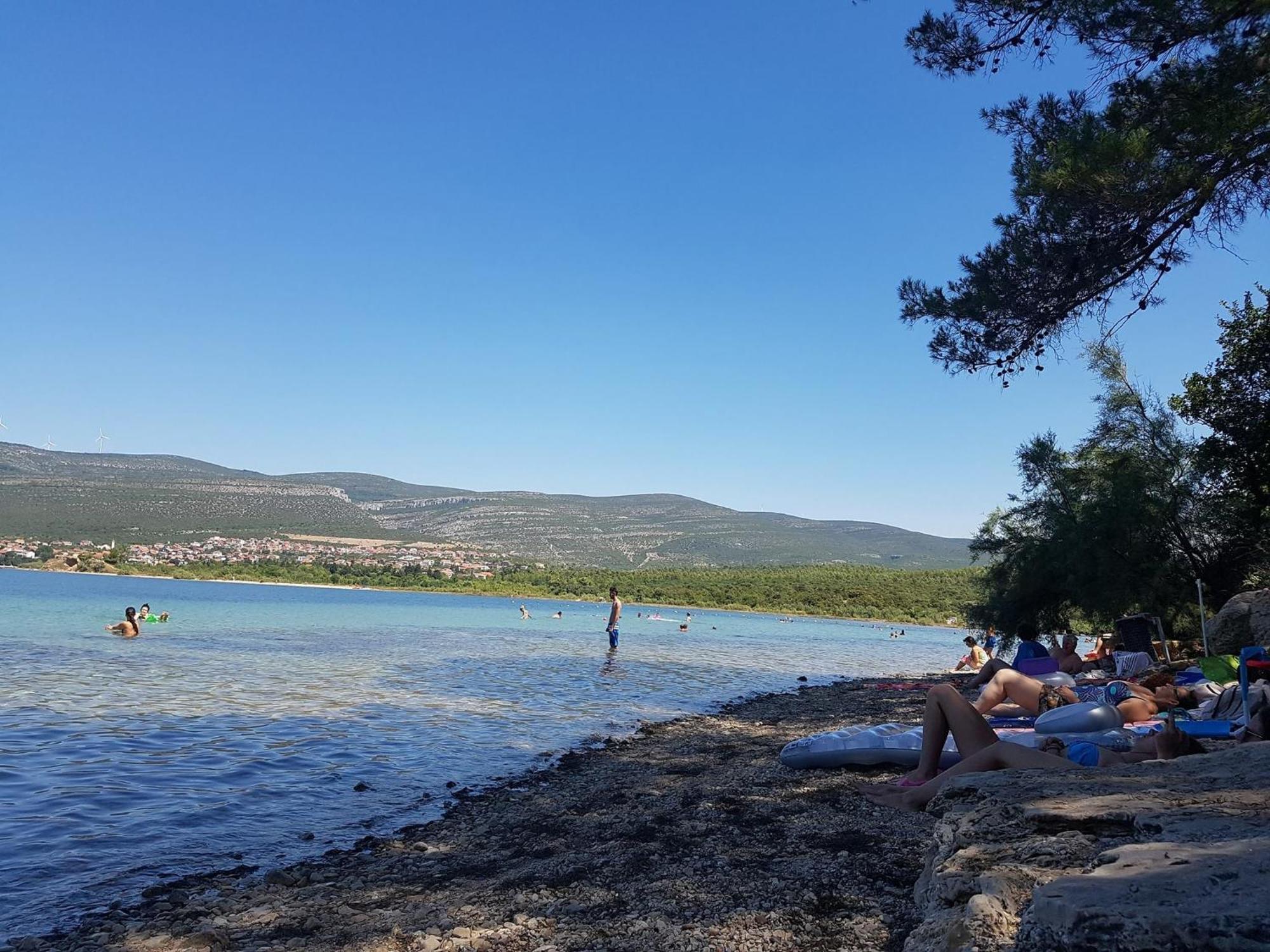 Apartmani Lidija Karin Donji Donji Karin Εξωτερικό φωτογραφία
