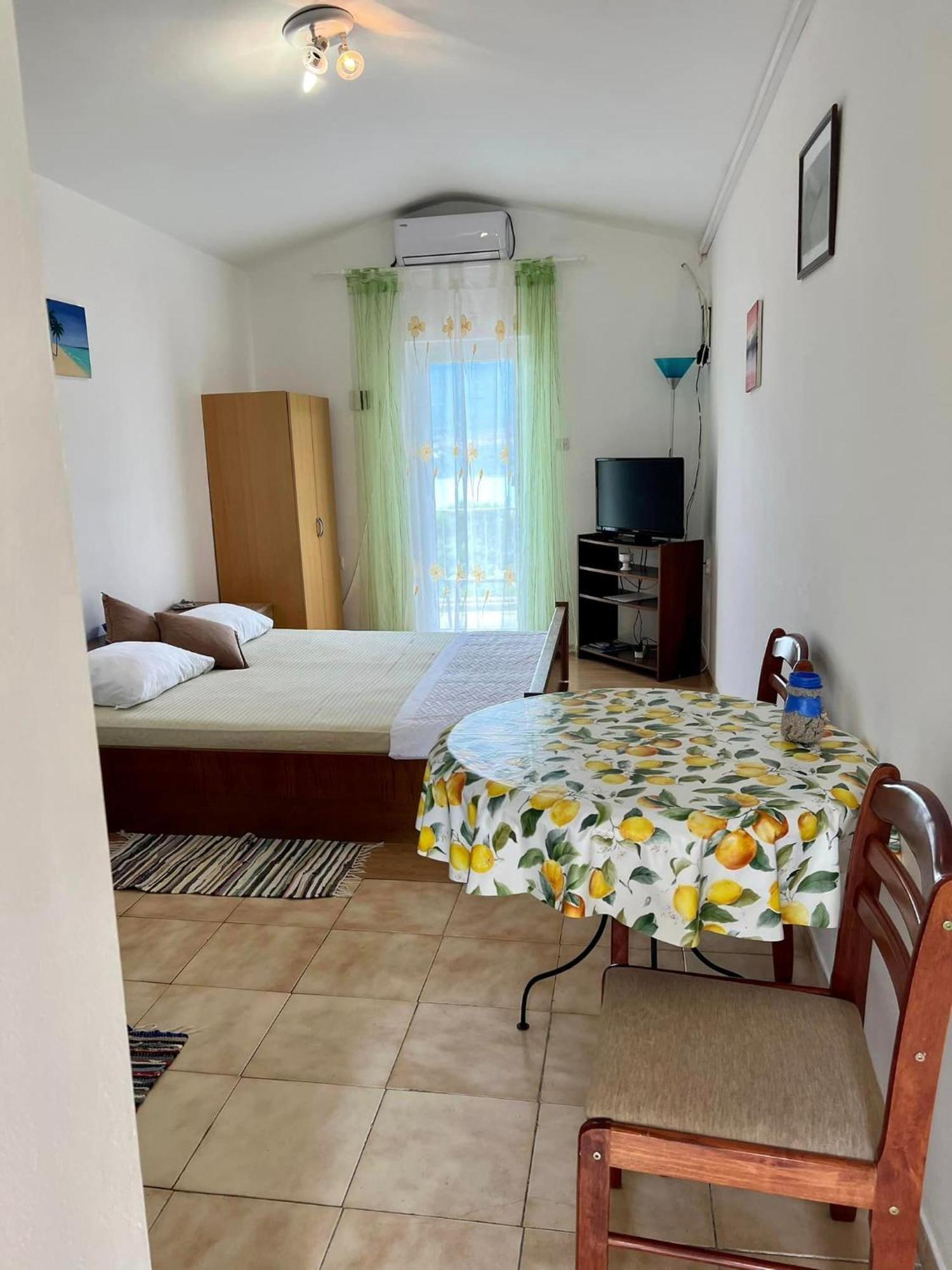 Apartmani Lidija Karin Donji Donji Karin Εξωτερικό φωτογραφία