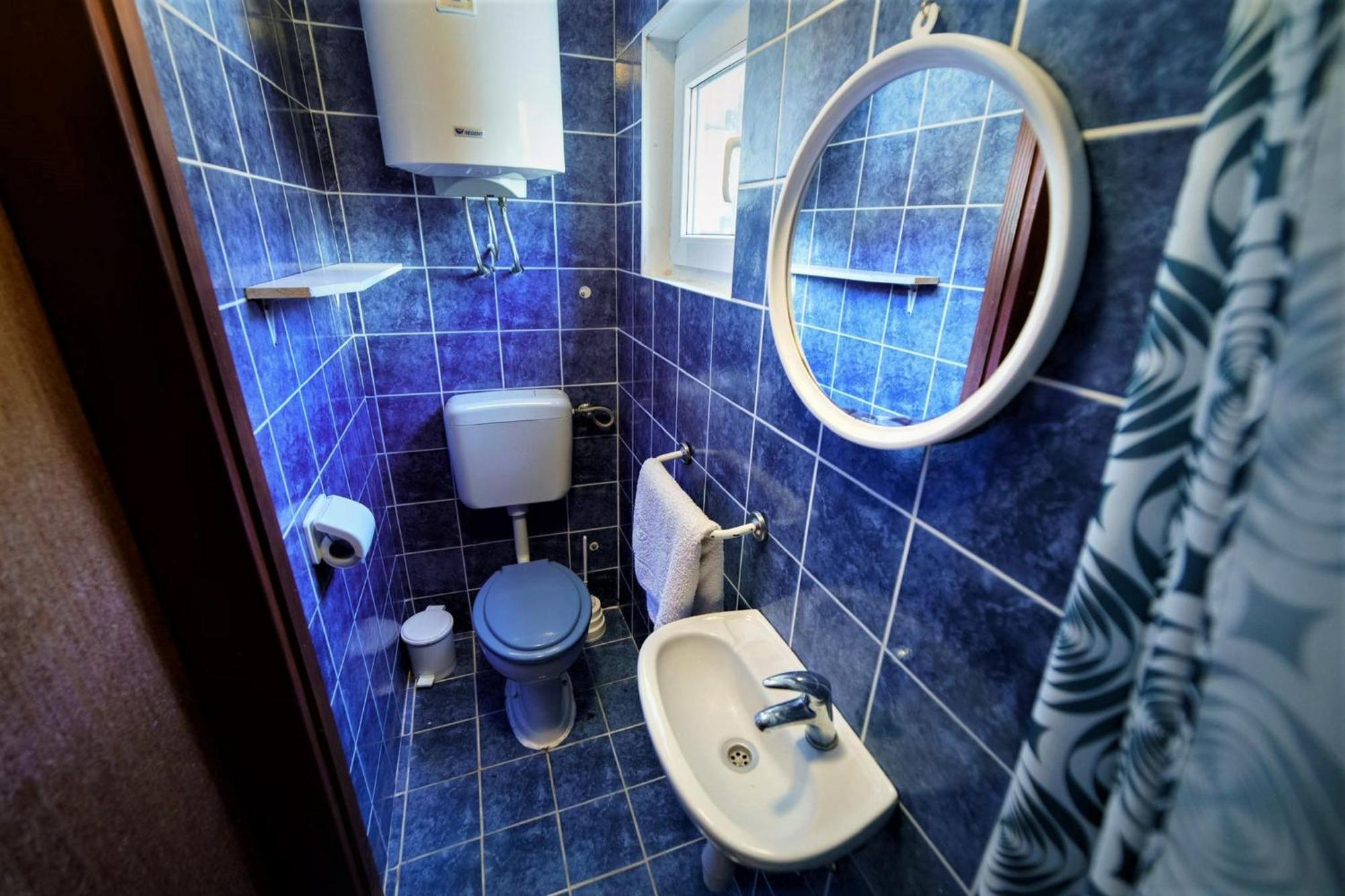 Apartmani Lidija Karin Donji Donji Karin Εξωτερικό φωτογραφία