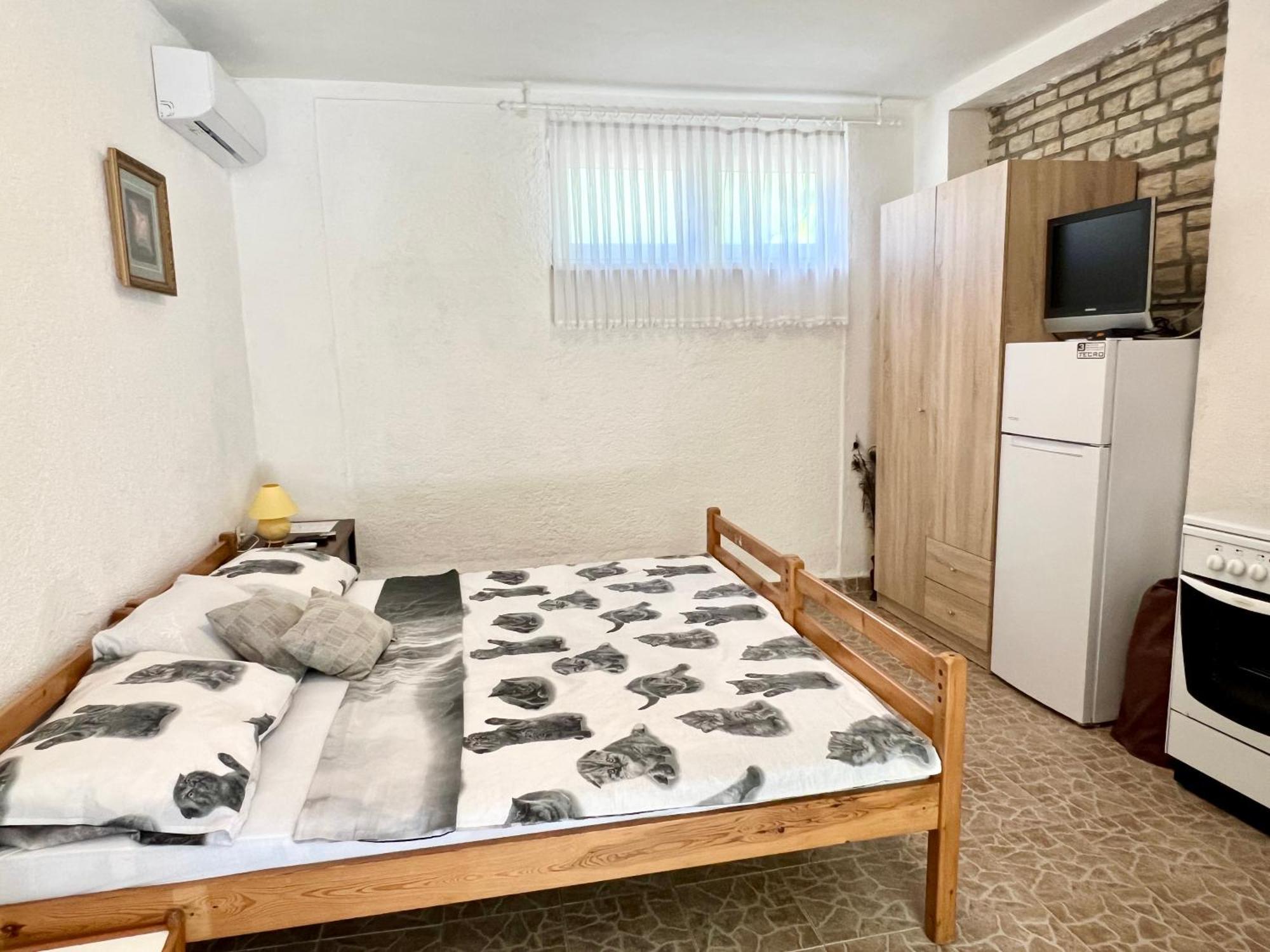 Apartmani Lidija Karin Donji Donji Karin Εξωτερικό φωτογραφία