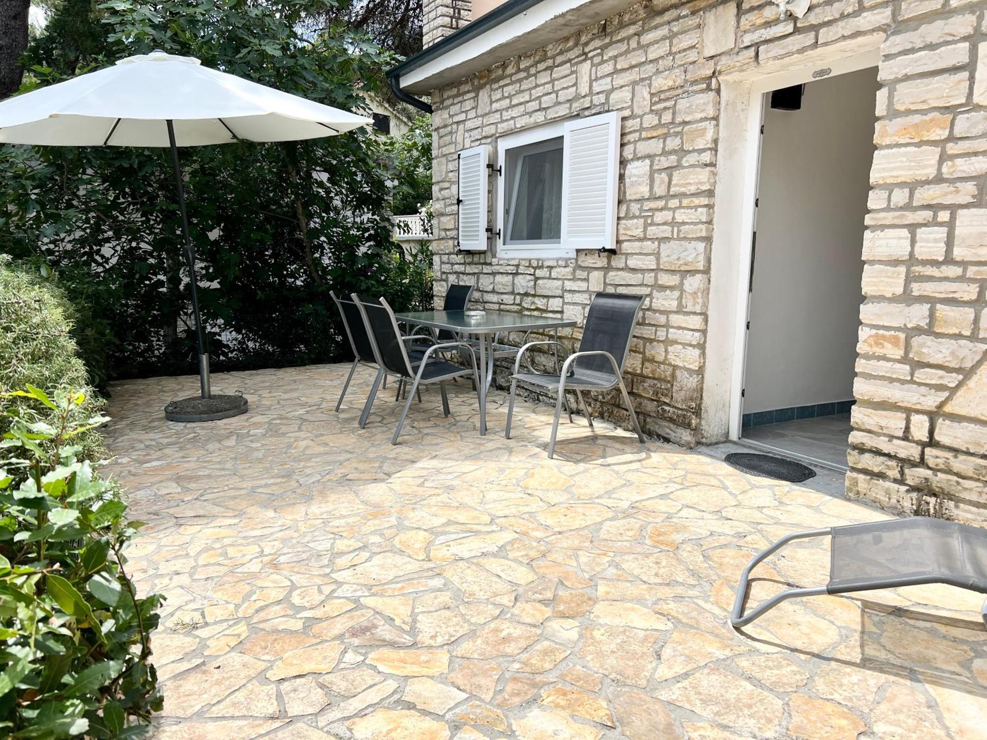 Apartmani Lidija Karin Donji Donji Karin Εξωτερικό φωτογραφία